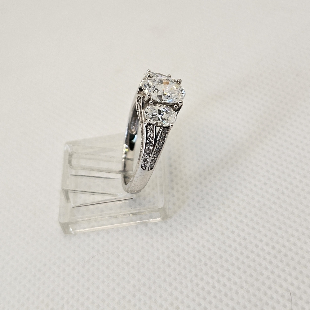 Sparkling Diamonique Epiphany Sterling Silver With Platinum Overlay Sz 7! - Picture 4 of 12